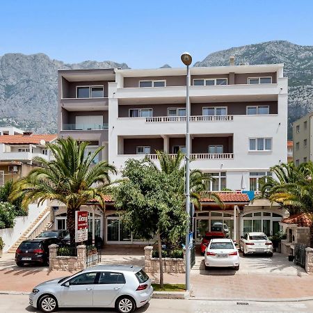 מאקרסקה Apartments Dany מראה חיצוני תמונה